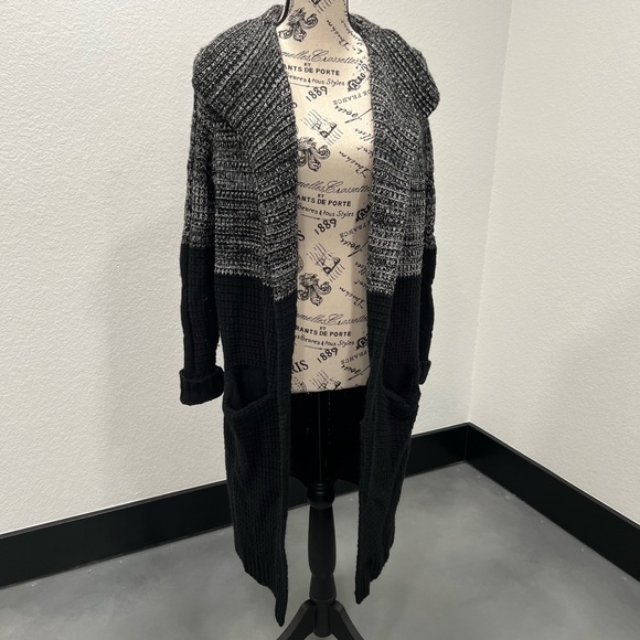 Athleta wool and cashmere cardigan Sweater - Picture 4 of 8